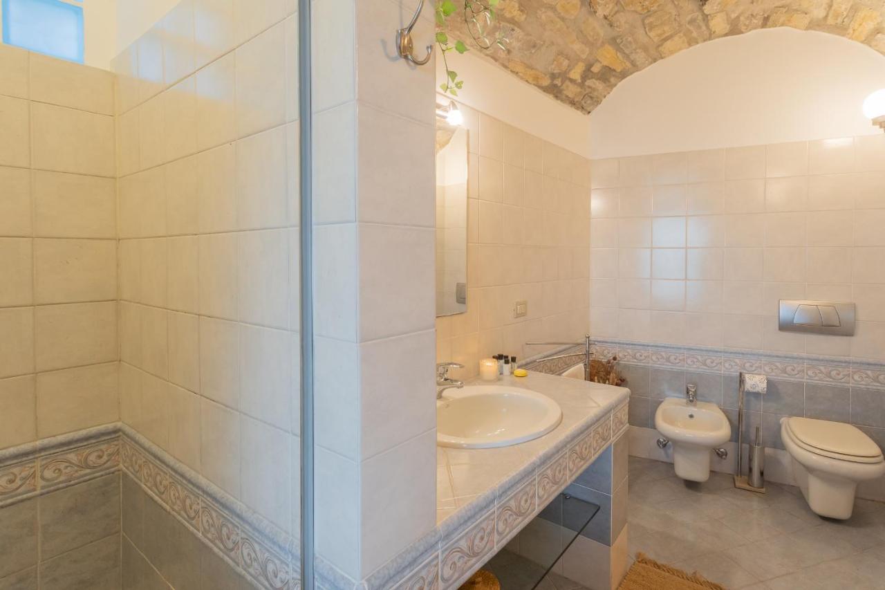 Simons Apartment With Amazing View By Rent All Como Блевио Екстериор снимка