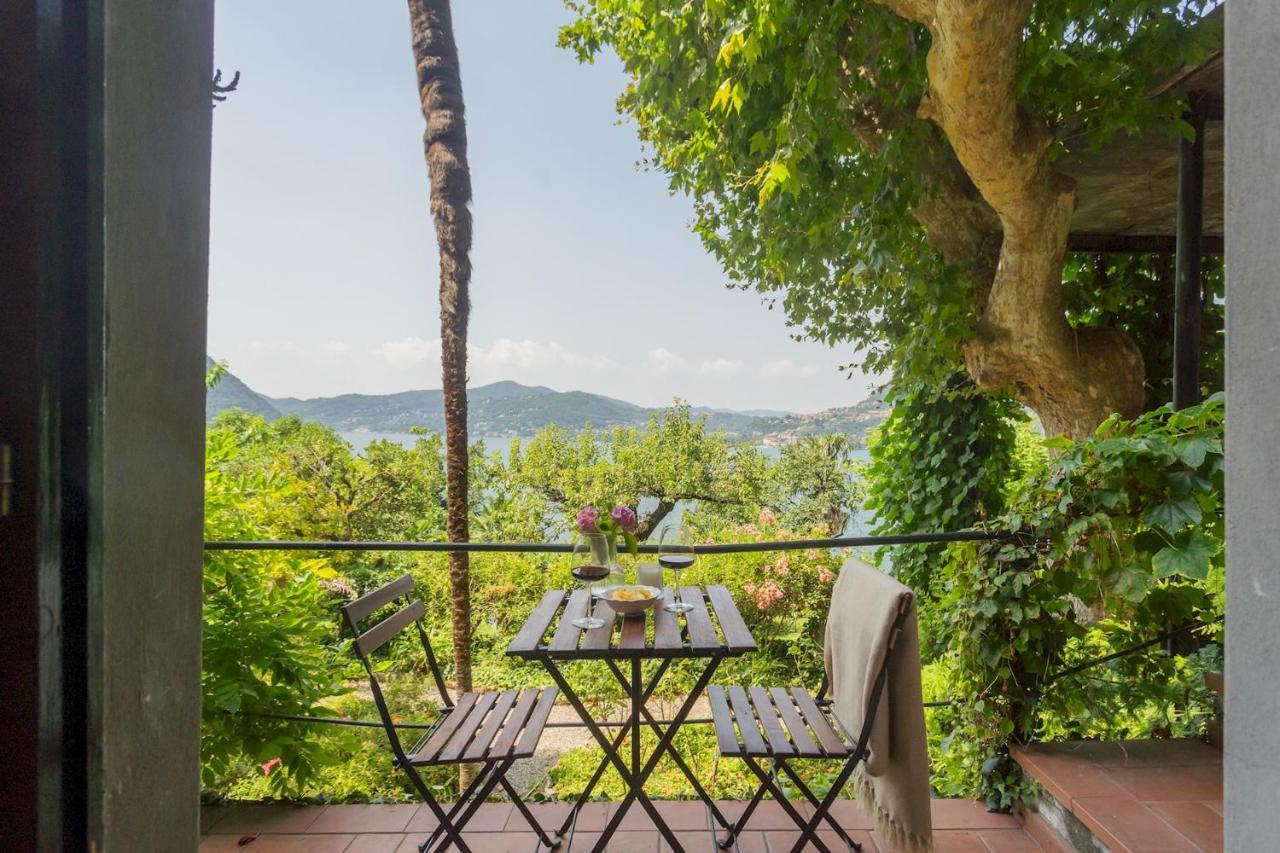 Simons Apartment With Amazing View By Rent All Como Блевио Екстериор снимка