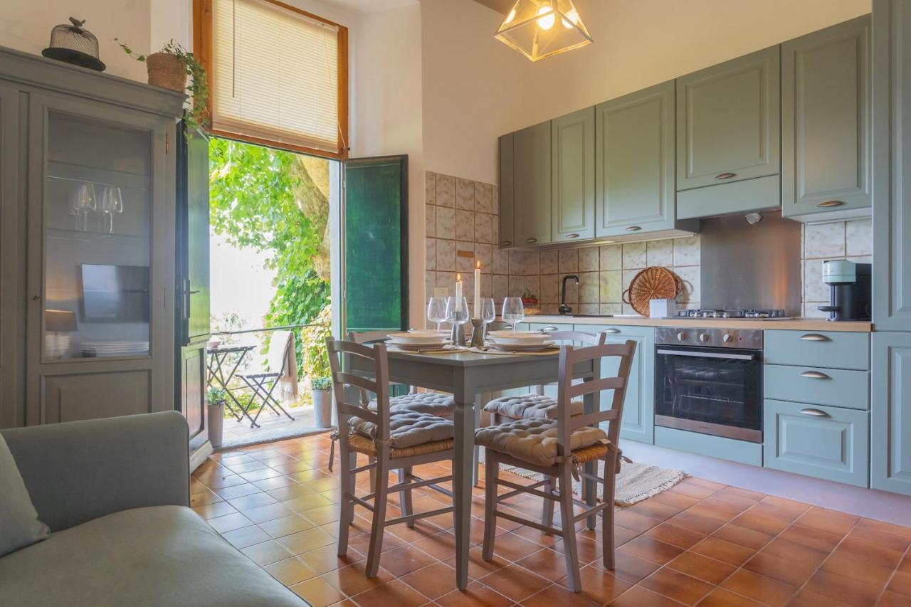 Simons Apartment With Amazing View By Rent All Como Блевио Екстериор снимка